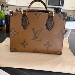 On the go reverse Monogram Tote